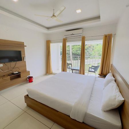 Hotel Lets Stay Kochi Eksteriør bilde