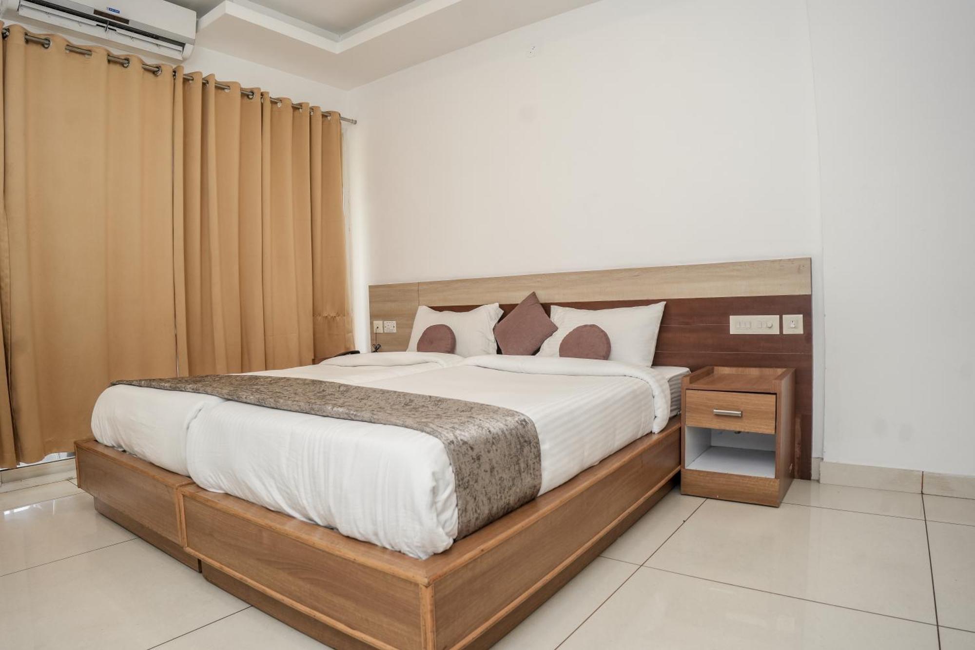 Hotel Lets Stay Kochi Eksteriør bilde