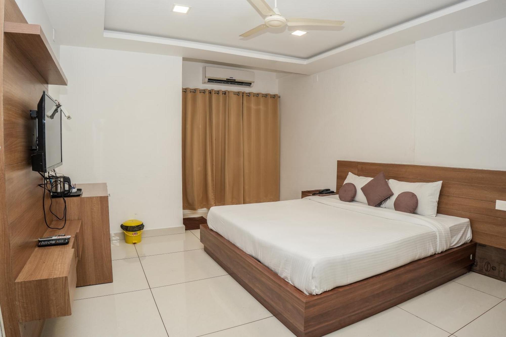 Hotel Lets Stay Kochi Eksteriør bilde