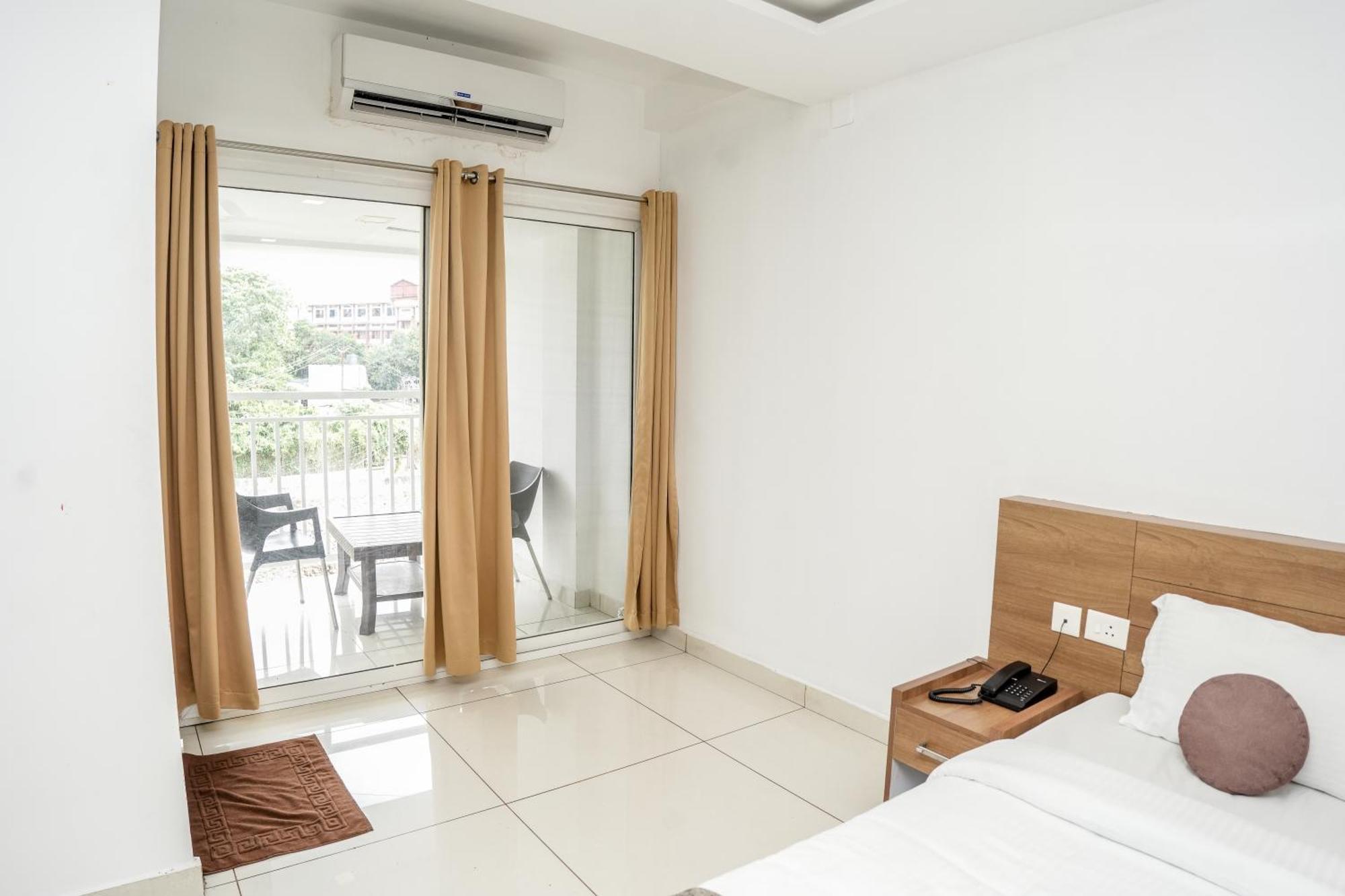 Hotel Lets Stay Kochi Eksteriør bilde