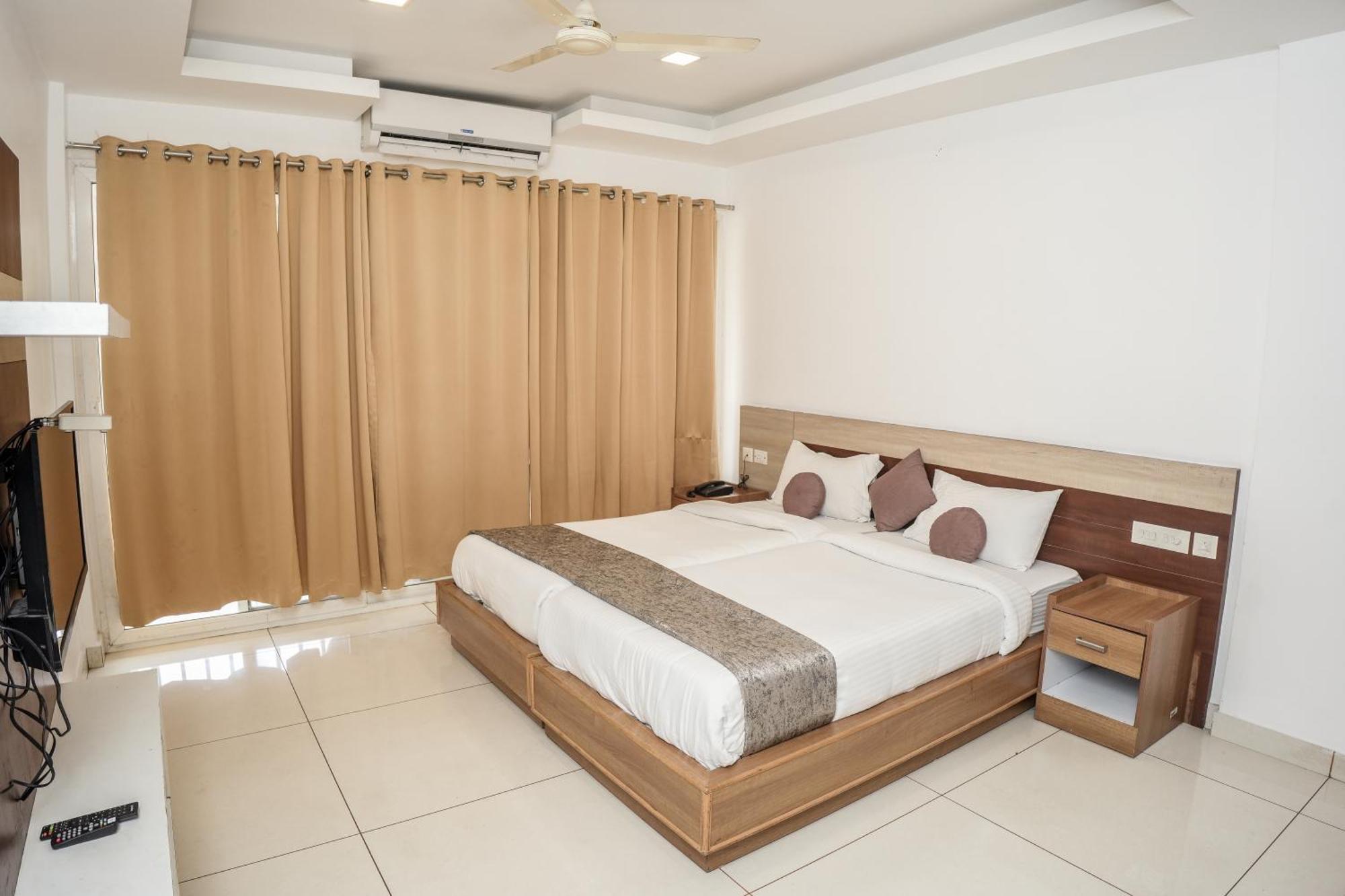 Hotel Lets Stay Kochi Eksteriør bilde